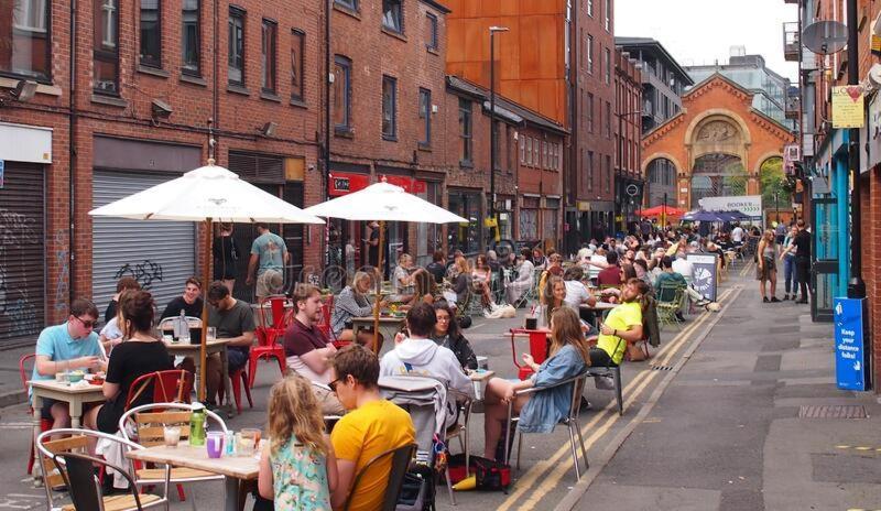 Lewis Apartment In The Heart Of The Northern Quarter Sleeps Up To 12 Manchester Bagian luar foto