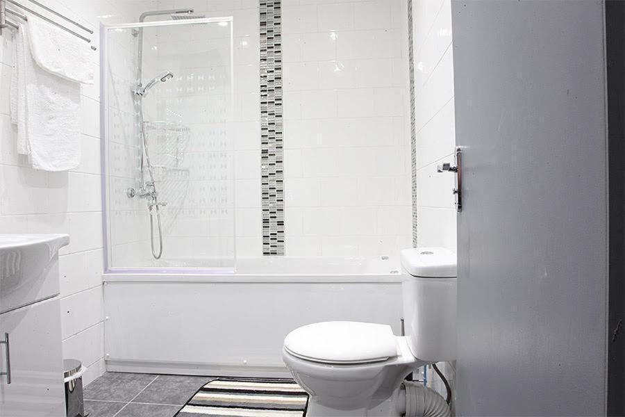 Lewis Apartment In The Heart Of The Northern Quarter Sleeps Up To 12 Manchester Bagian luar foto