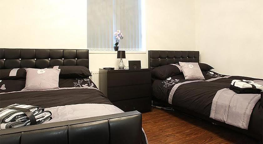 Lewis Apartment In The Heart Of The Northern Quarter Sleeps Up To 12 Manchester Bagian luar foto