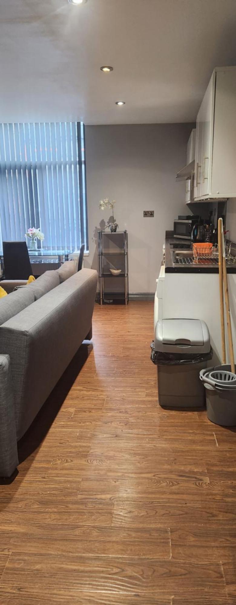 Lewis Apartment In The Heart Of The Northern Quarter Sleeps Up To 12 Manchester Bagian luar foto