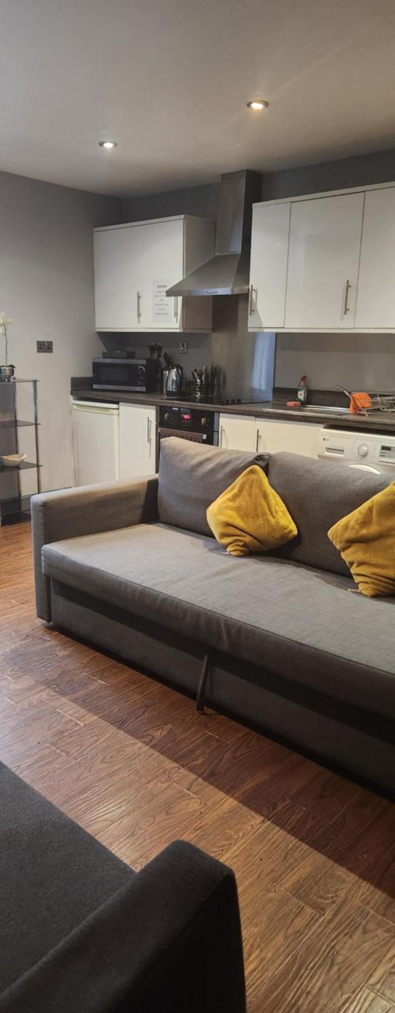 Lewis Apartment In The Heart Of The Northern Quarter Sleeps Up To 12 Manchester Bagian luar foto